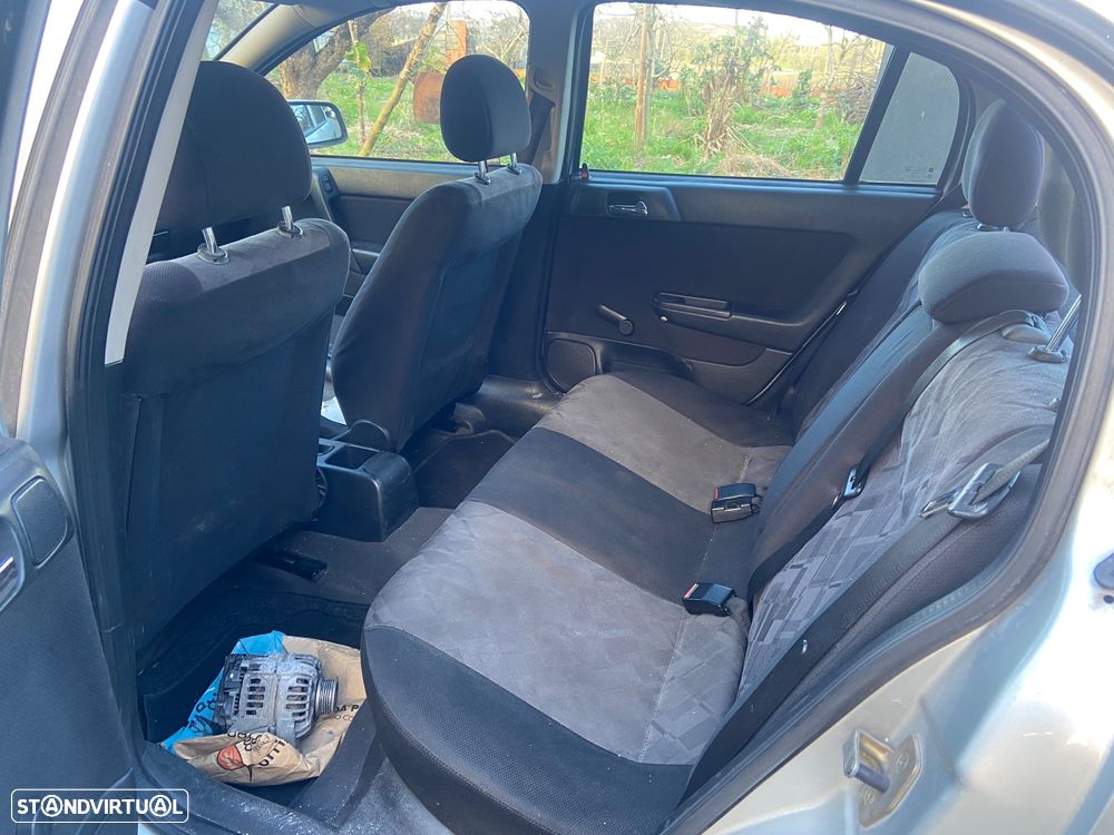 Opel Astra 1.2 Club - 7