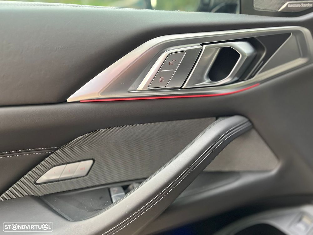 BMW M4 Competition xDrive - 23