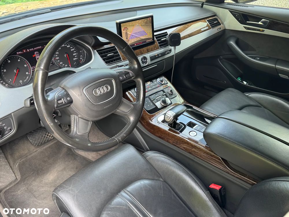 Audi A8 4.2 TDI Quattro - 13