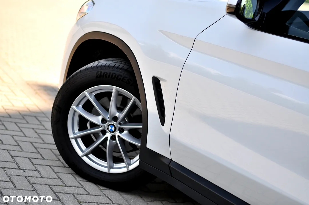 BMW X3 xDrive20d xLine - 13