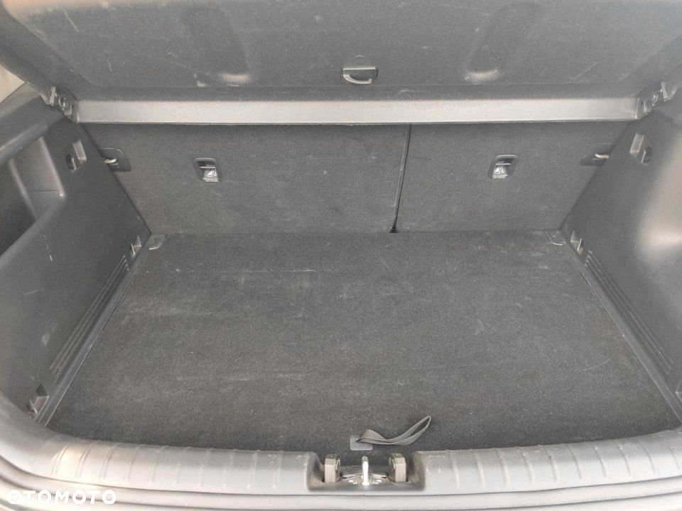 Kia Stonic - 18