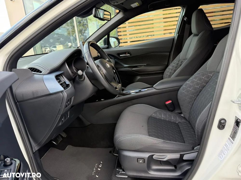 Toyota C-HR 1.8 HSD 122 CP 4x2 CVT Style - 16