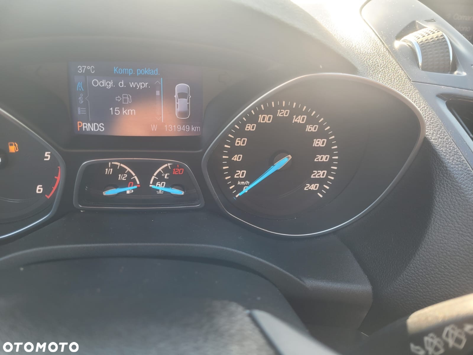 Ford Kuga - 10