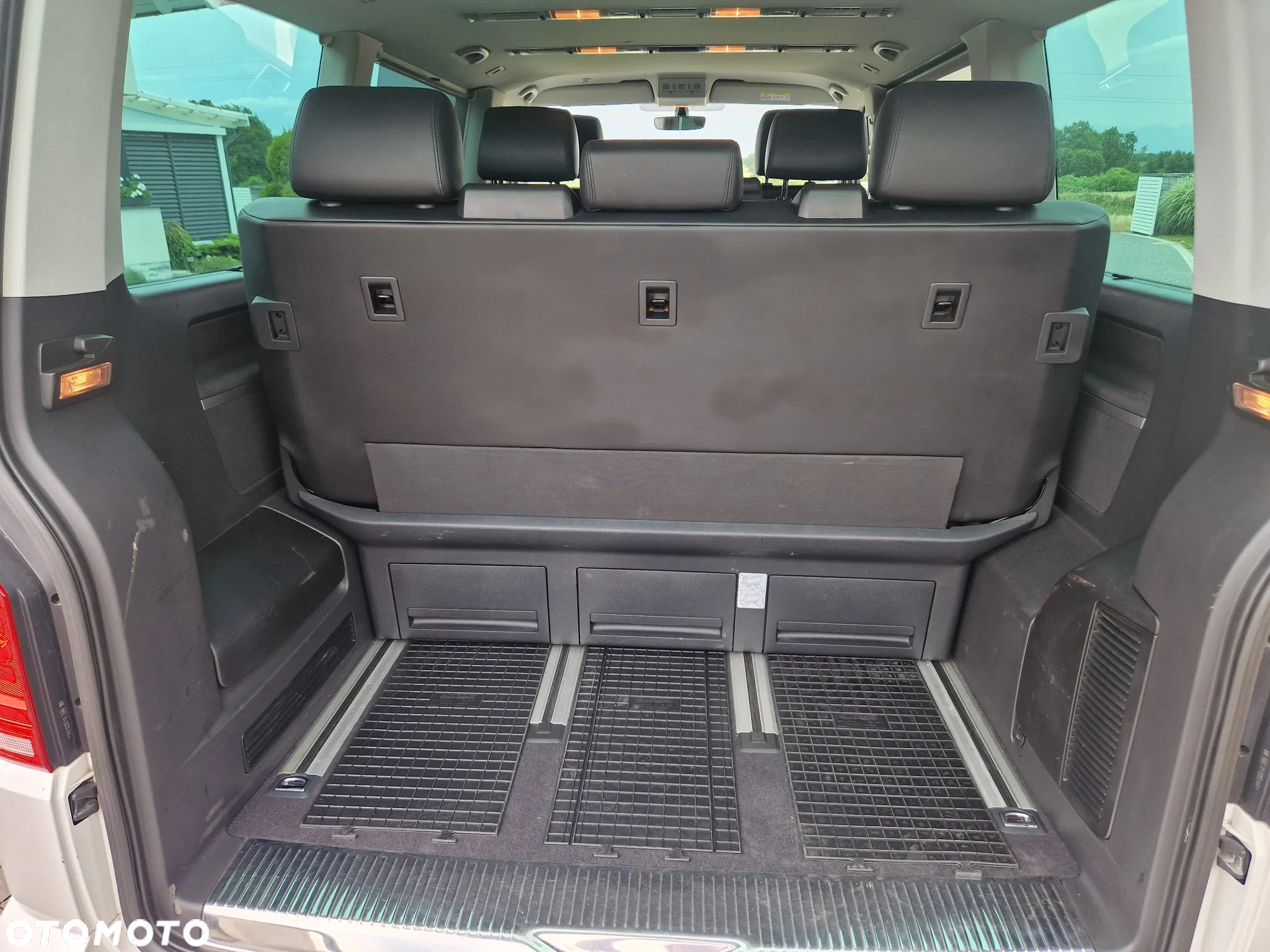 Volkswagen Multivan 2.0 TDI L1 Highline - 13