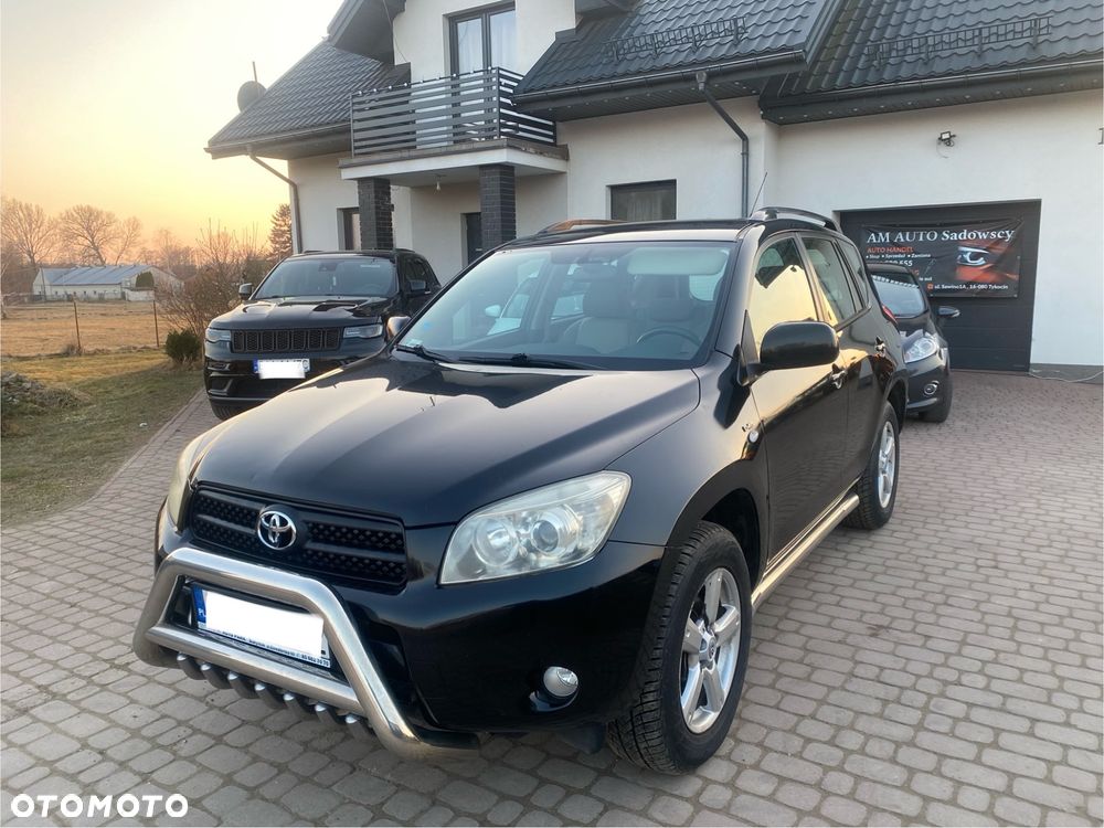Toyota RAV4 2.2 D-4D Luna - 1