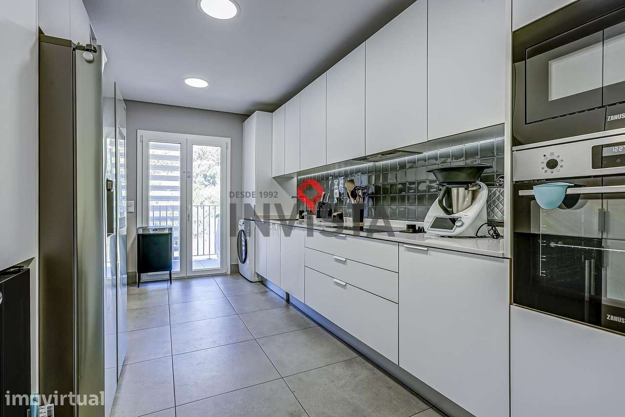 Apartamento T3 como novo, no Condomínio VilaViva - Grande imagem: 2/41