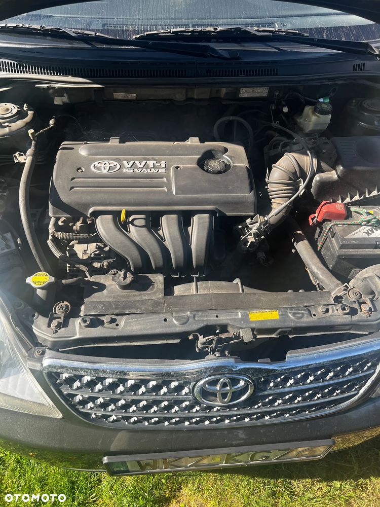 Toyota Corolla 1.6 VVT-i Base - 17