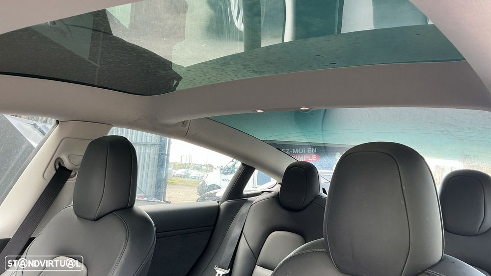 Tesla Model 3 Tração Traseira Standard - 9