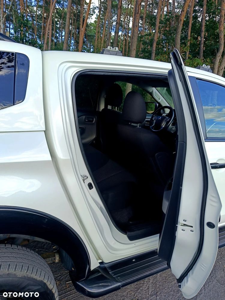 Mitsubishi L200 2.4 d DC Intense Plus EU6 - 6