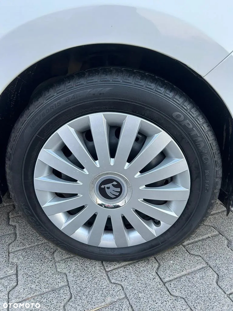 Skoda RAPID 1.2 TSI Ambition - 6