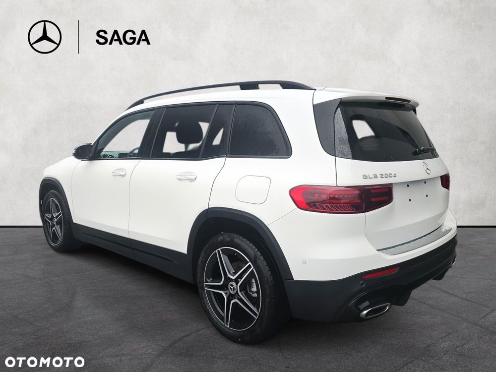 Mercedes-Benz GLB - 7