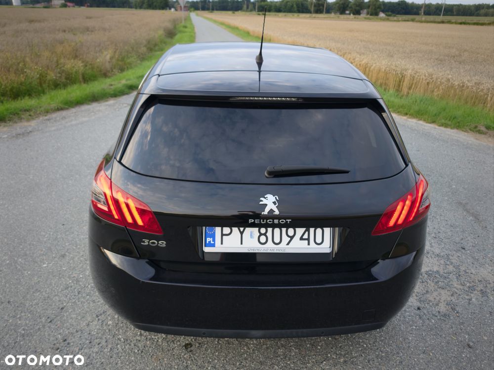 Peugeot 308 1.2 PureTech Active Pack S&S EAT8 - 13