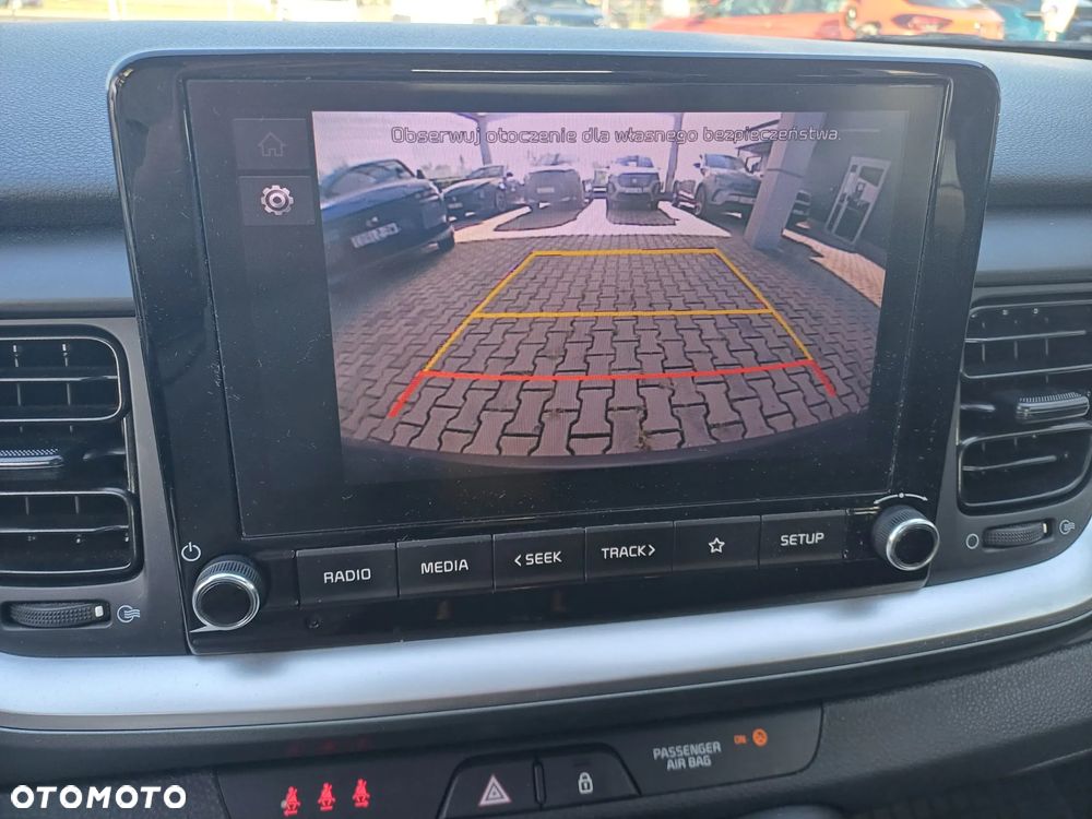 Kia Stonic 1.2 L - 8