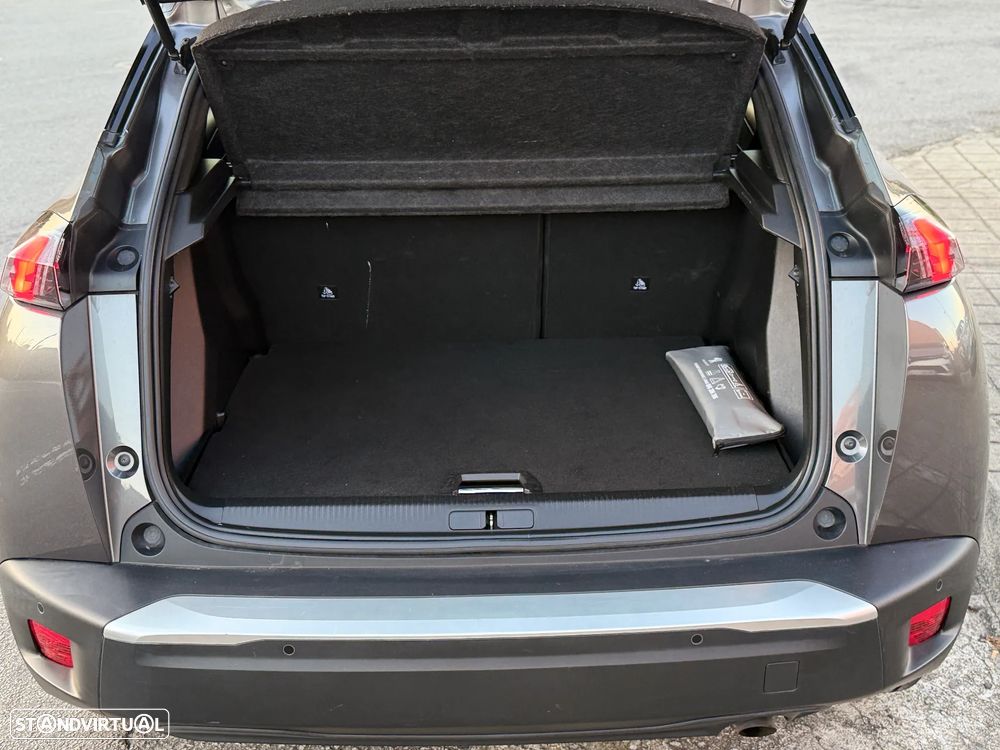 Peugeot 2008 1.2 PureTech Active Pack - 10