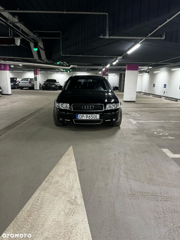 Audi A4 Avant - 1