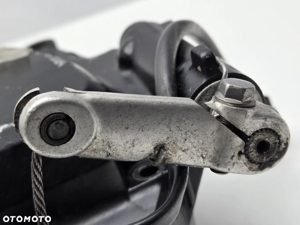 SUZUKI GSR 600 OSŁONA ZĘBATKI CZUJNIK - 20