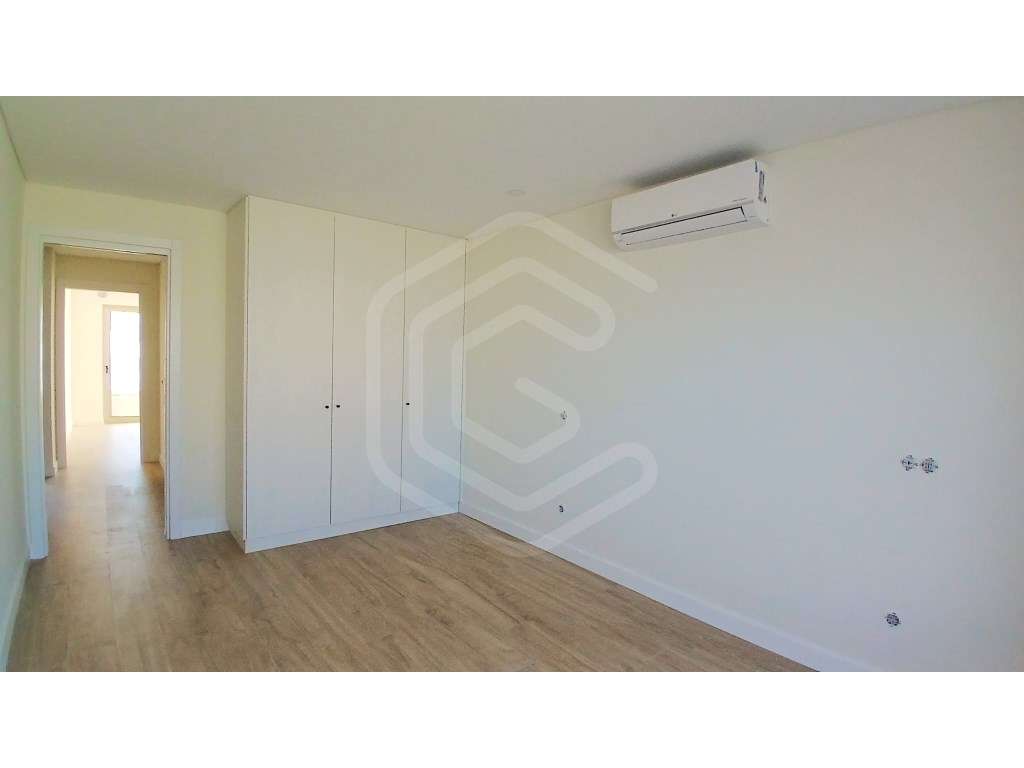T2 no centro de Almancil, Algarve - Grande imagem: 4/51