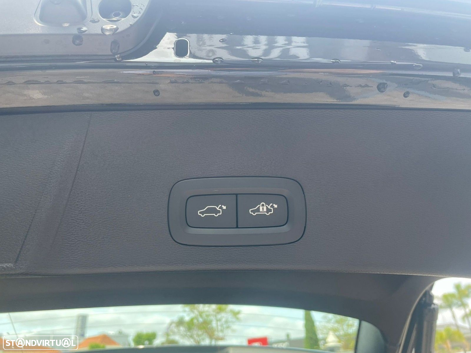 Volvo XC 40 1.5 T2 Plus Dark Auto - 5