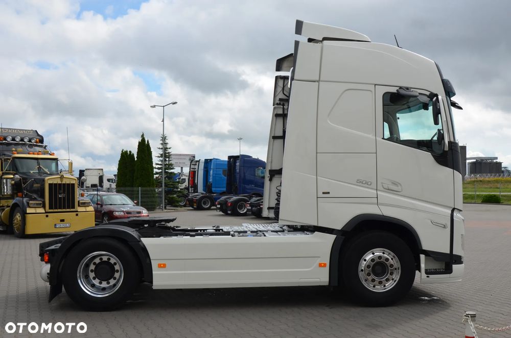 Volvo FH 500 NEW / 2022r / EURO 6 / KAMERA / ACC / PÓŁSKÓRY / LED / KLIMA P. / DE / 9666 - 3