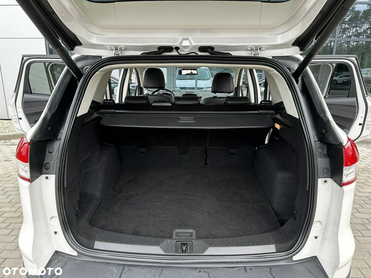 Ford Kuga 2.0 TDCi 2x4 SYNC - 31
