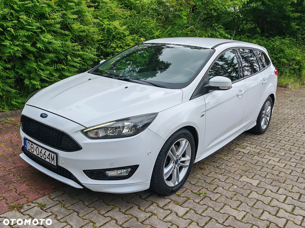 Ford Focus 1.5 EcoBoost STart-Stopp-System ST-LINE - 1
