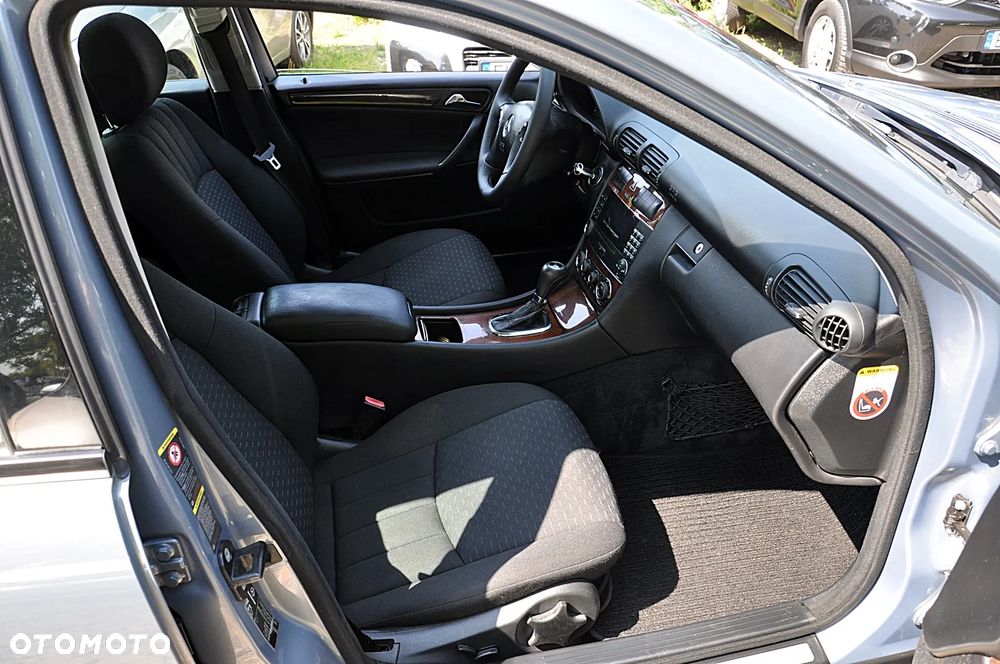 Mercedes-Benz Klasa C 200 Kompressor Automatik Elegance - 24
