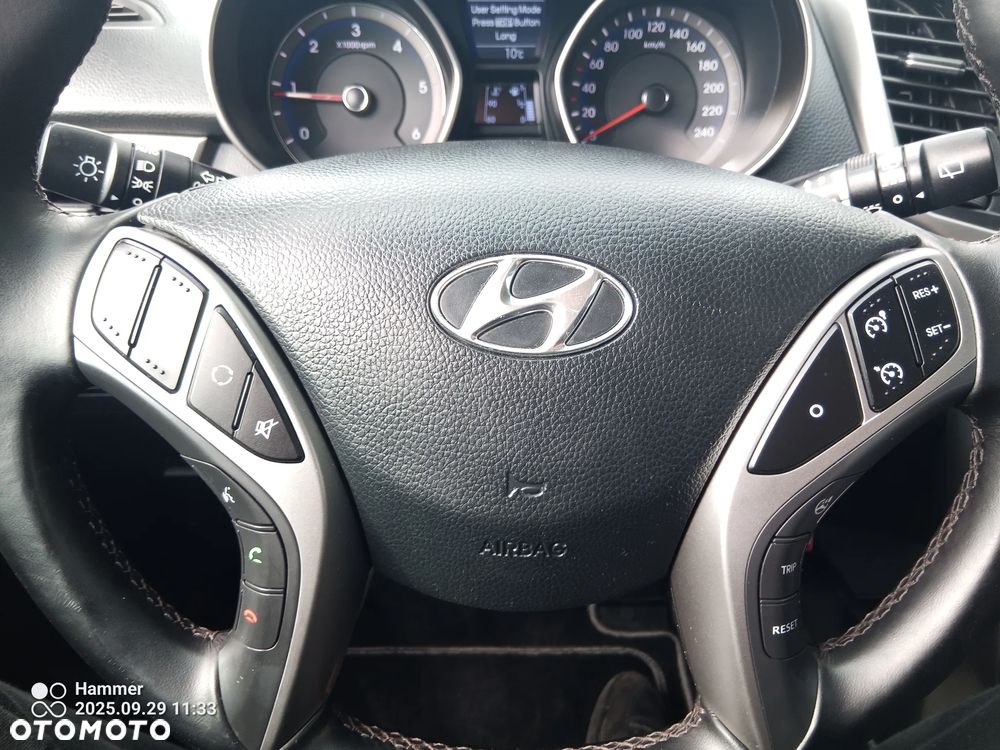 Hyundai i30 1.6 CRDi BlueDrive Go - 16