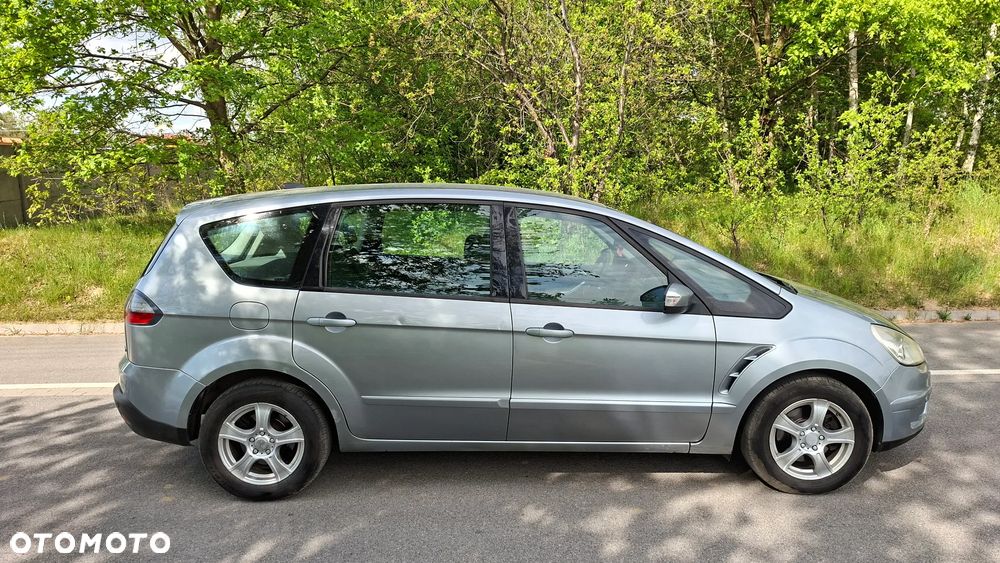Ford S-Max - 9