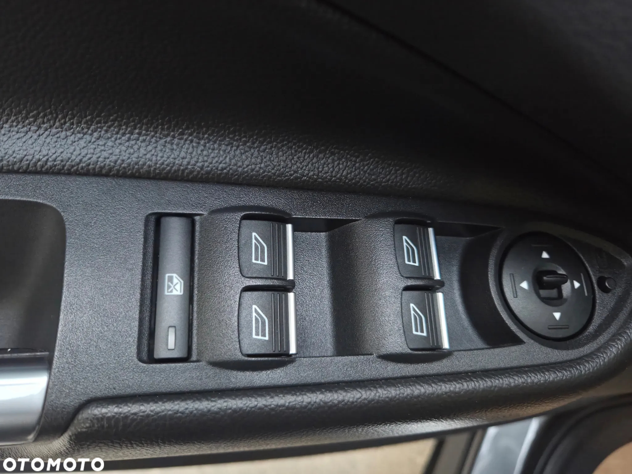 Ford Kuga 1.5 TDCi 2x4 Cool & Connect - 18