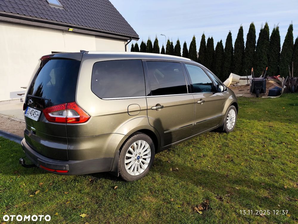 Ford Galaxy - 10