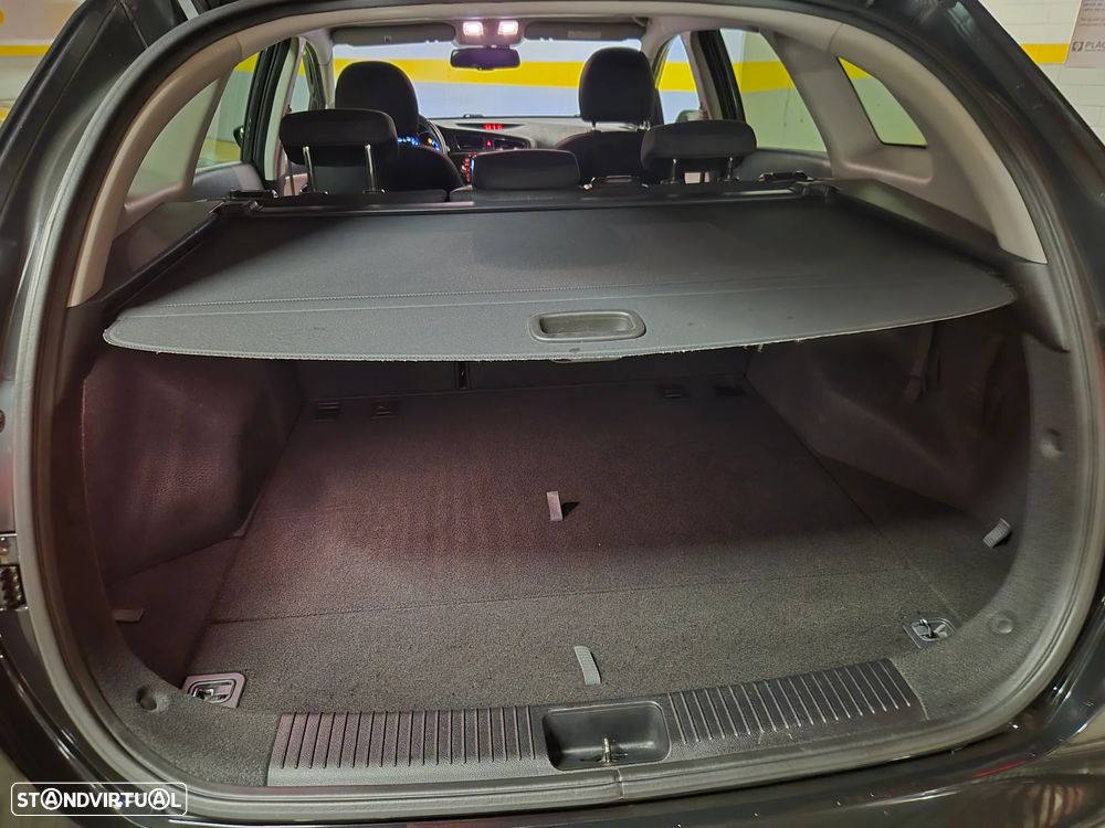 Kia Ceed SW 1.6 CRDi Prime - 35