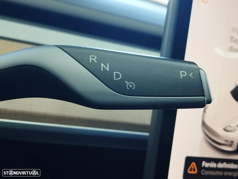 Tesla Model 3 Long-Range Dual Motor AWD — fotografia 22