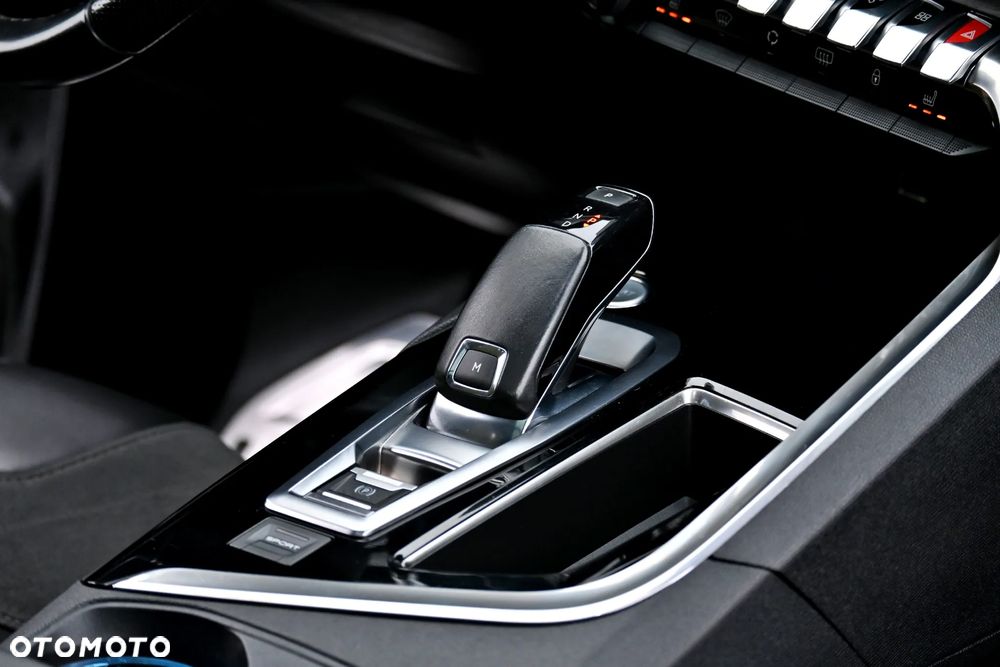 Peugeot 3008 2.0 BlueHDi GT S&S EAT6 - 26