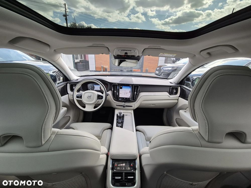Volvo XC 60 B4 D AWD Geartronic Inscription - 8