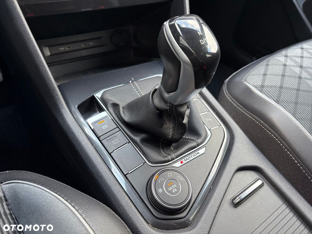 Volkswagen Tiguan - 29