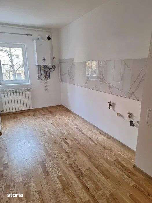 Apartament 4 camere, 95 mp, parcare, zona Piata Zorilor — fotografia 1