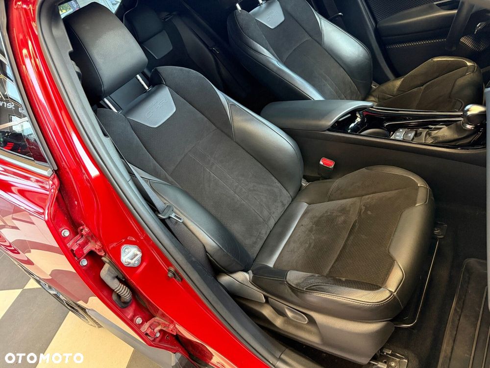 Toyota C-HR - 15