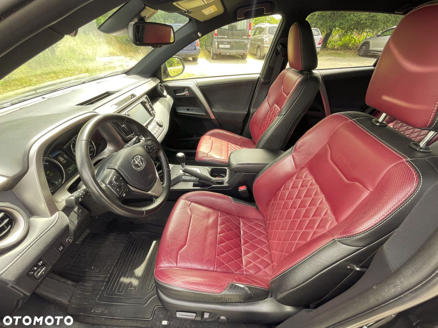 Toyota RAV4 - 9