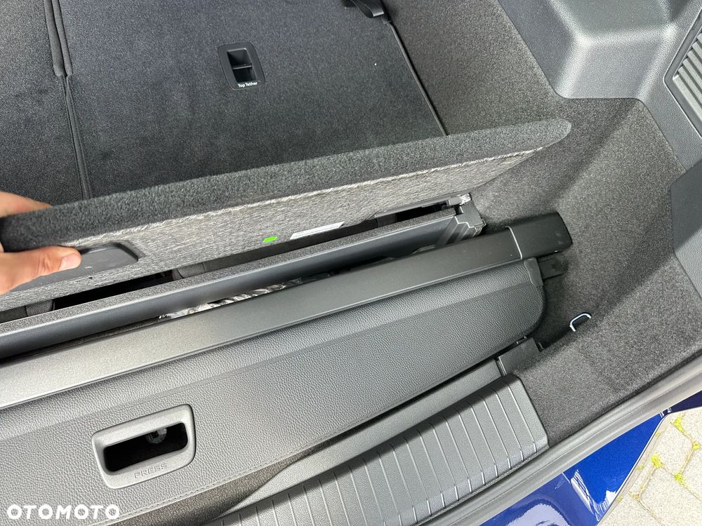 Volkswagen Touran 1.5 TSI EVO Comfortline Plus DSG - 23