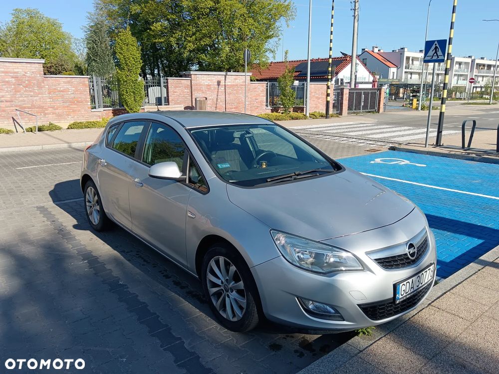 Opel Astra 1.7 CDTI - 7