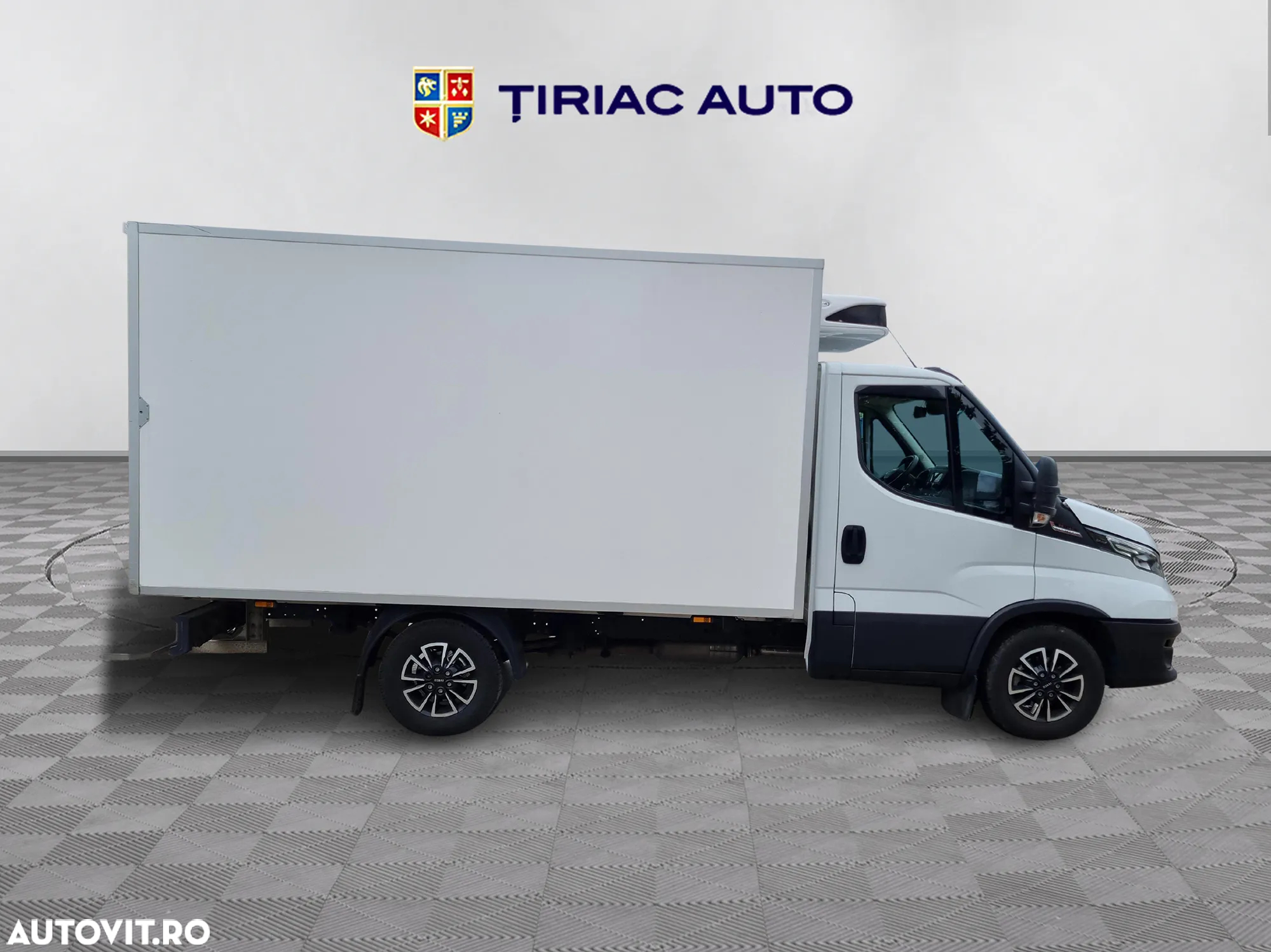 Iveco Daily 35-140 Chassi Cab 2.3 JTD Hi-Matic - 6