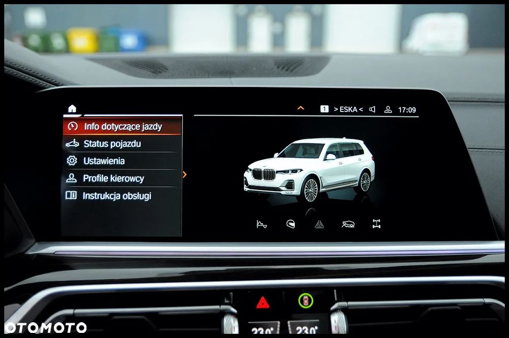 BMW X7 M50d sport - 32