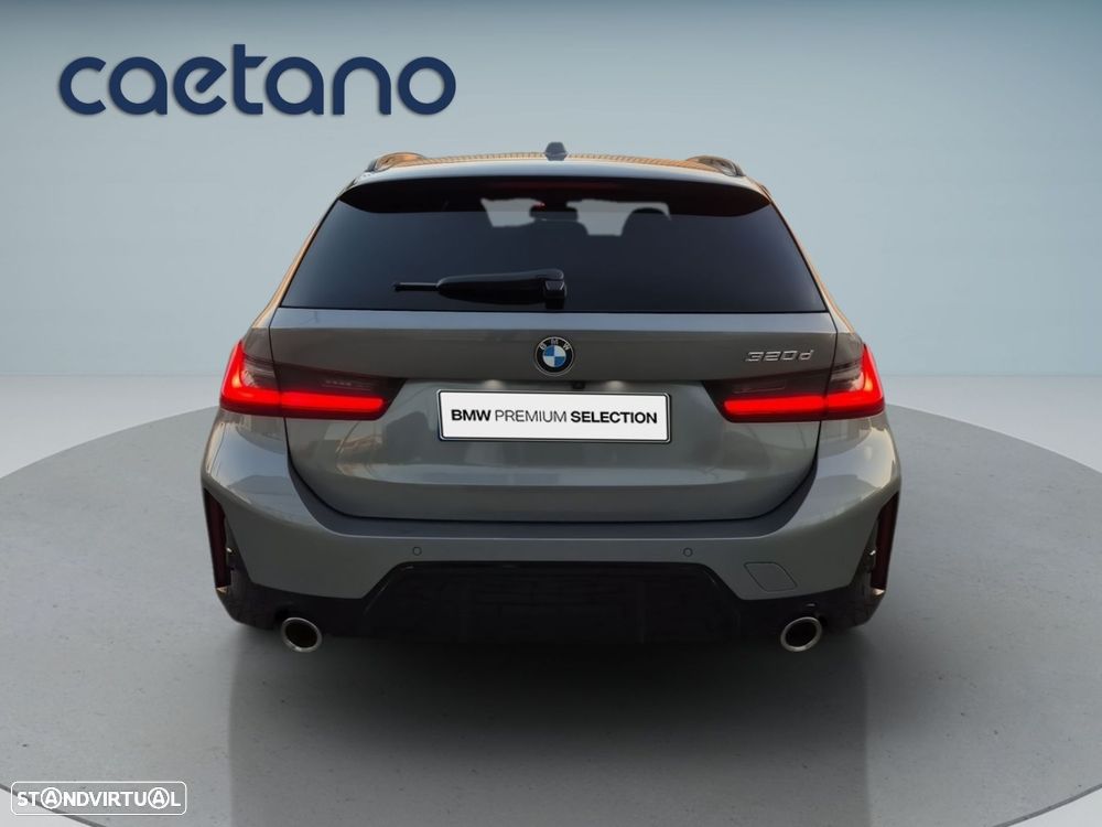 BMW 320 d Pack Desportivo M Auto - 7
