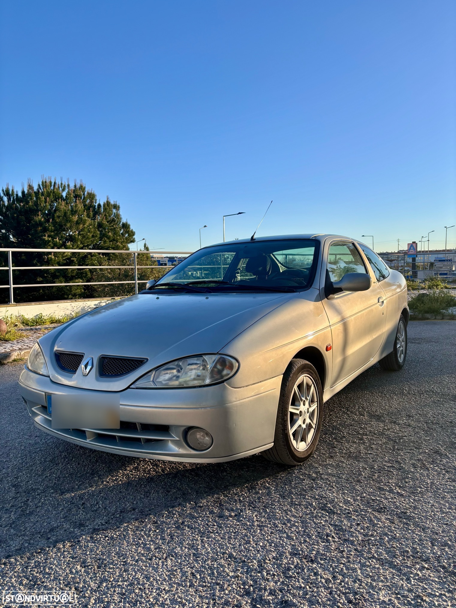 Renault Mégane Coupe 1.4 16V SL - 11