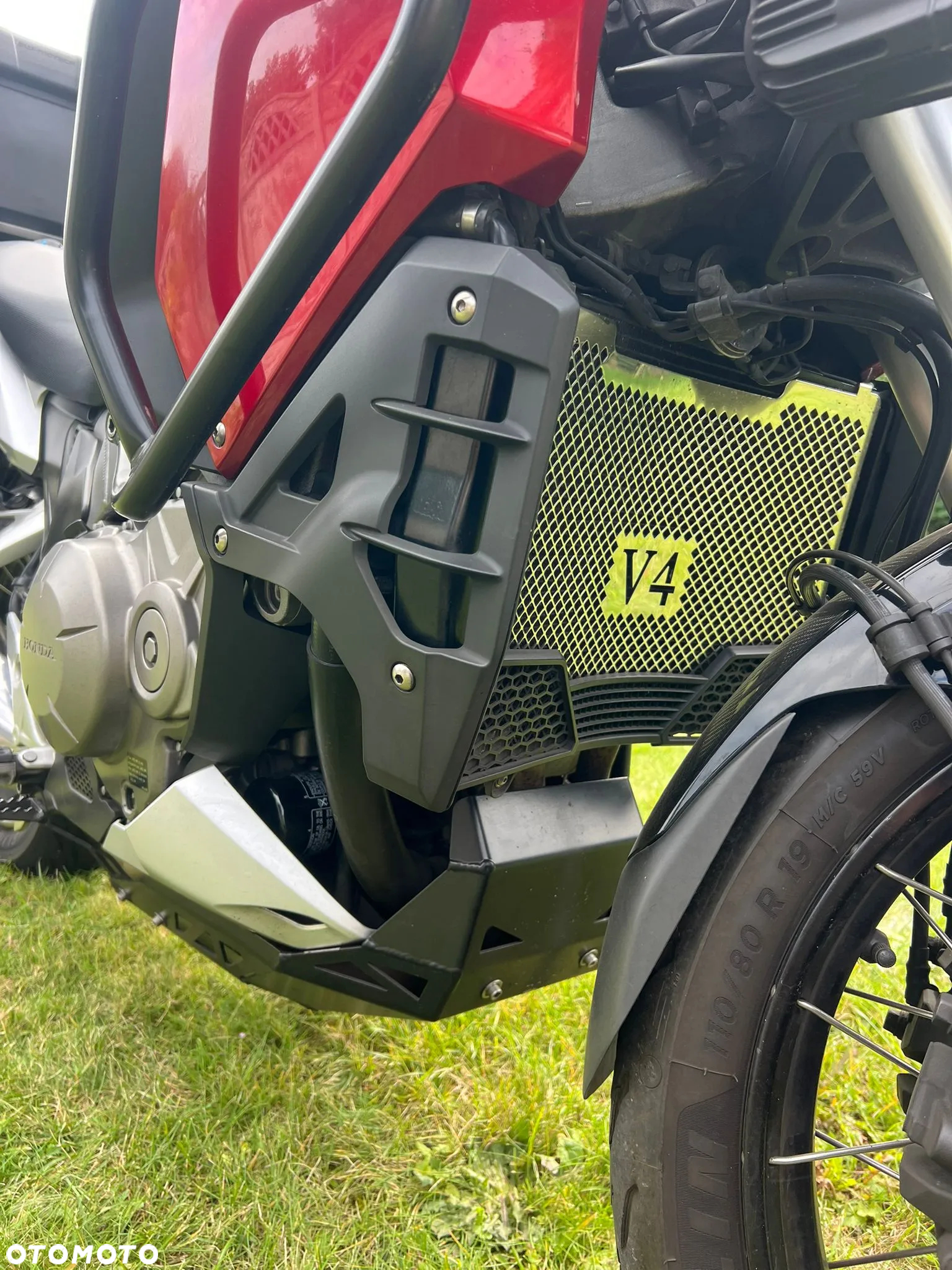 Honda VFR - 10