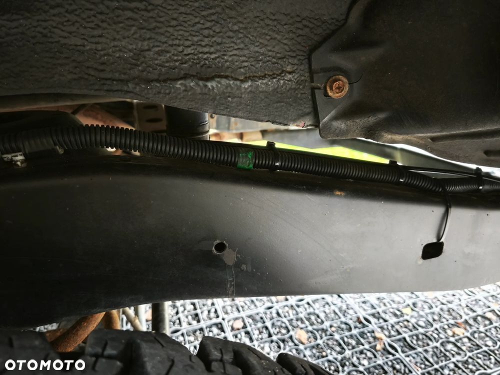 Toyota Land Cruiser - 12