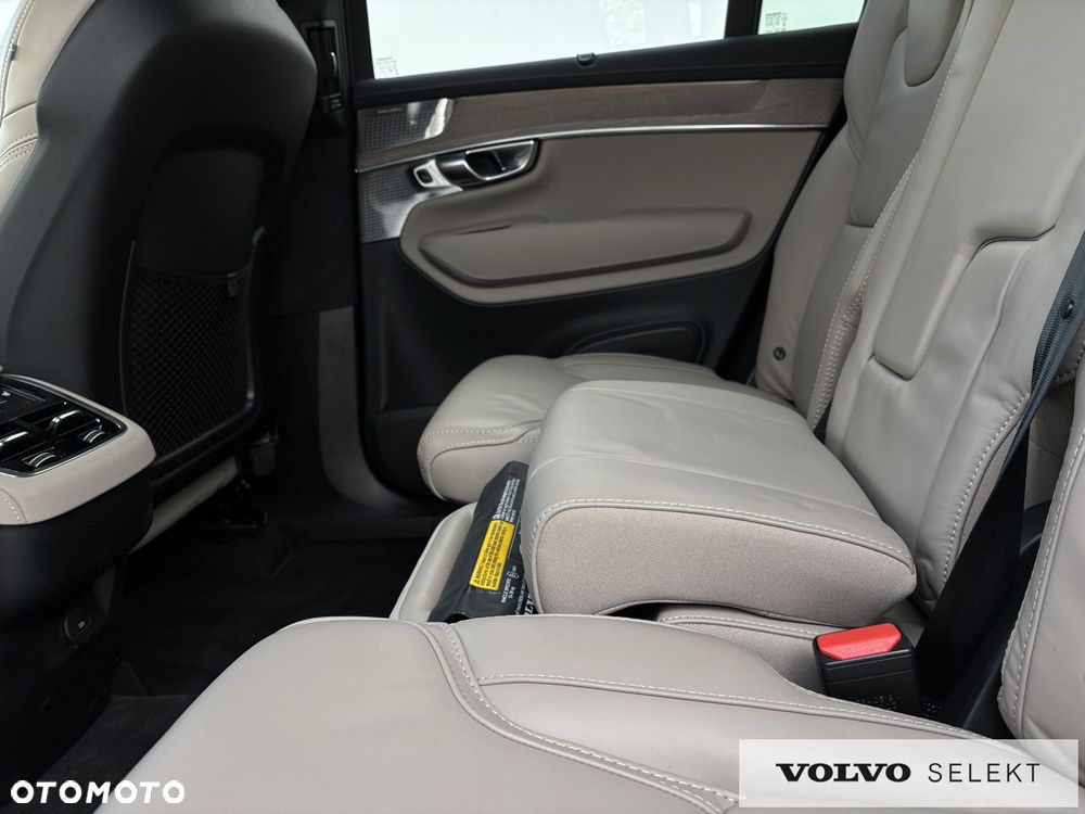 Volvo XC 90 - 29