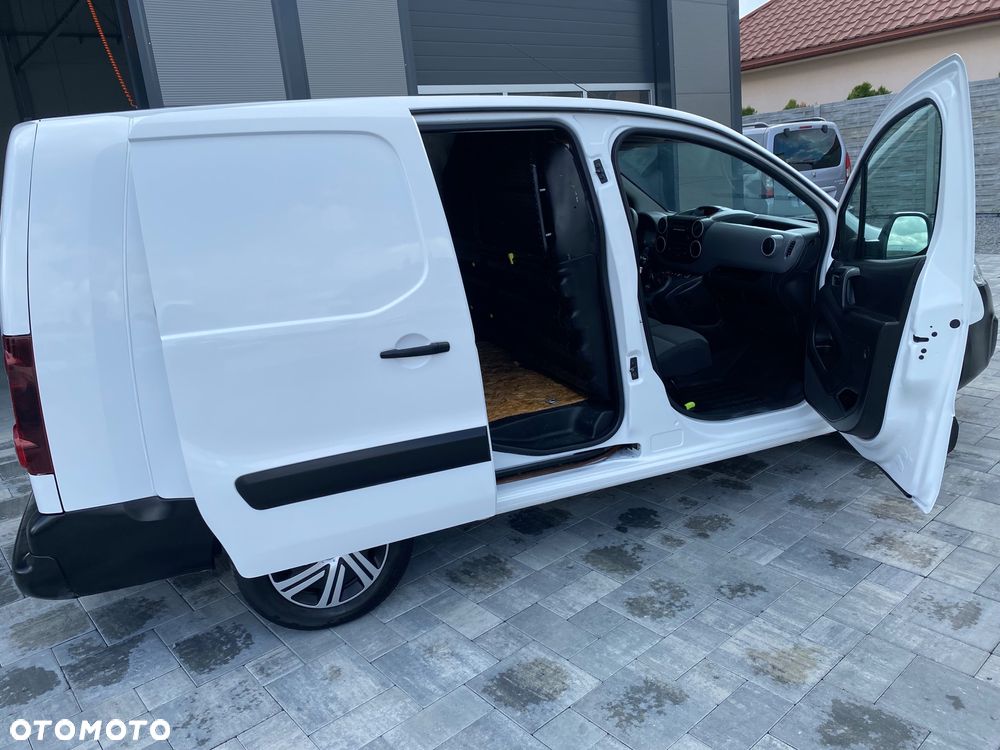 Citroën BERLINGO 1.6 HDI, MAX długi, 3-osobowy, klimatyzacja, zakupiony w salonie w Rzeszowie - 11