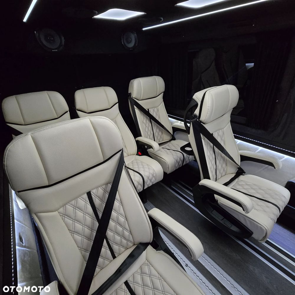 Mercedes-Benz Sprinter - 18