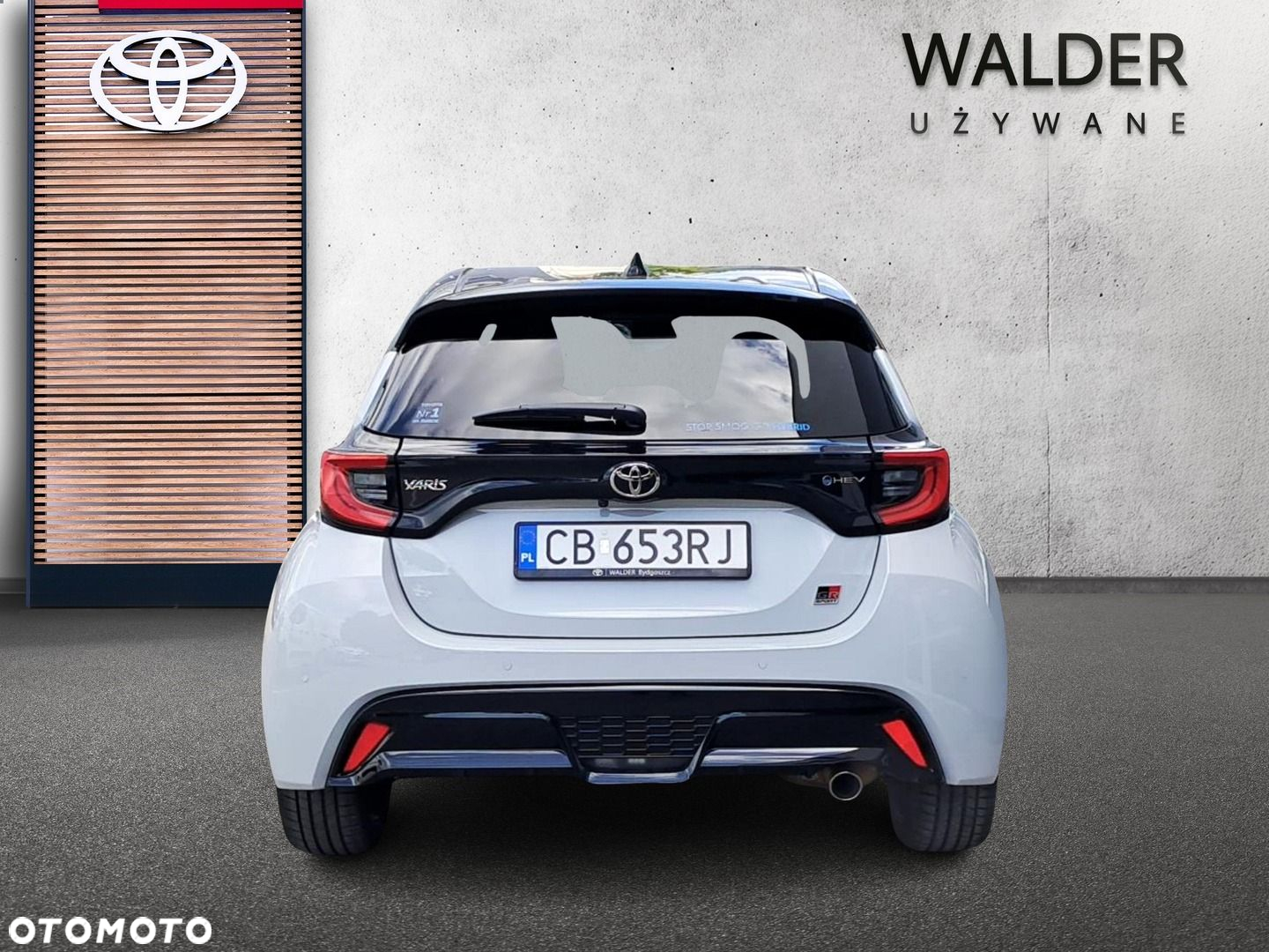 Toyota Yaris Hybrid 1.5 GR Sport - 4